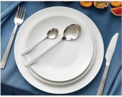 Hot Daells Bolighus Bestiksæt Groovy 16 dele