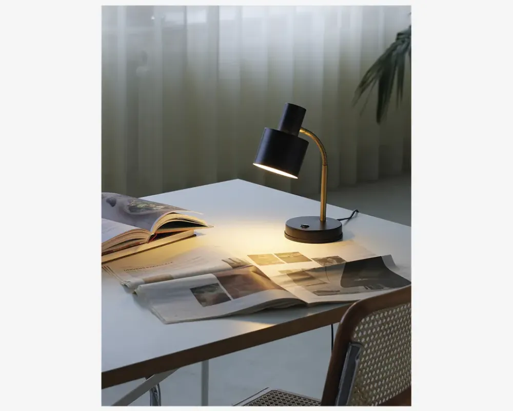 New Daells Bolighus Bordlampe Vogue H.31 cm Sort