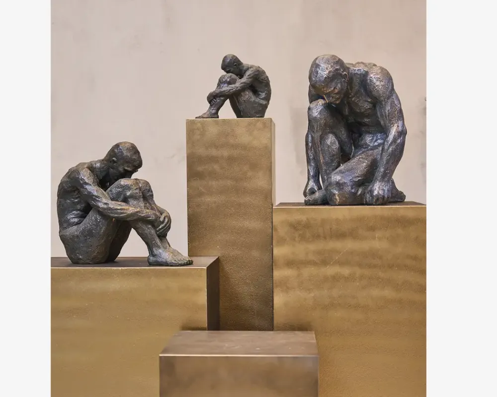 Discount Daells Bolighus Figur Aya mand 33x42x40 cm