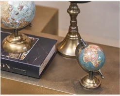 Best Daells Bolighus Globus m/fod Ø.7xH.15 cm Blå