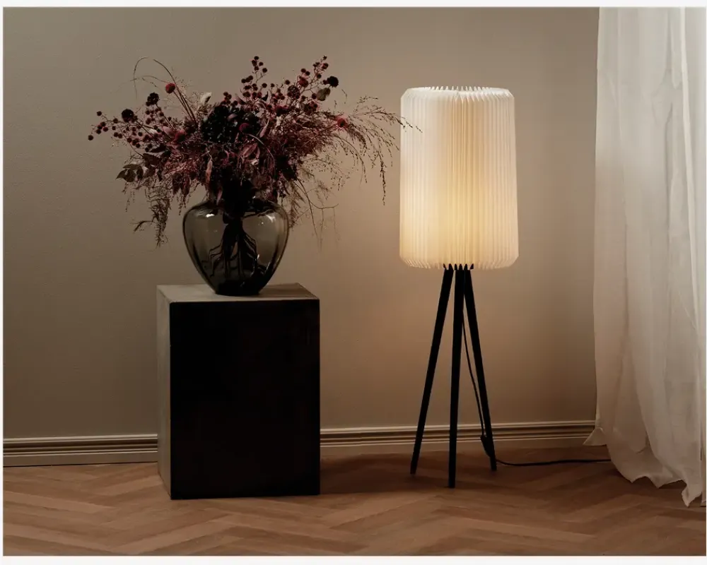 Sale Daells Bolighus Gulvlampe Peak Plast Antracit Ø.27 cm