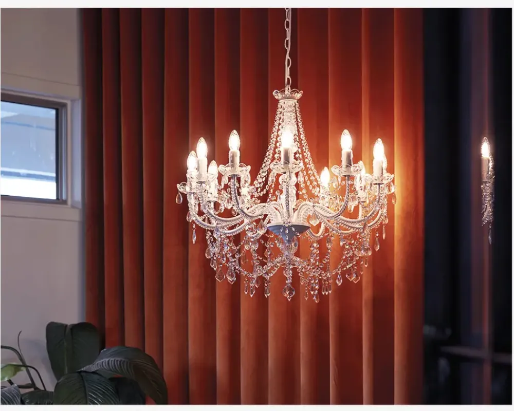 New Daells Bolighus Lysekrone Imperial 12-Armet Hvid Ø.74 cm