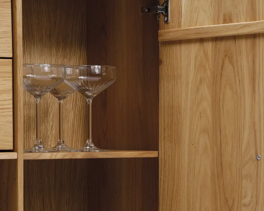 Best Daells Bolighus Reolopstilling med døre og skuffer olieret Eg