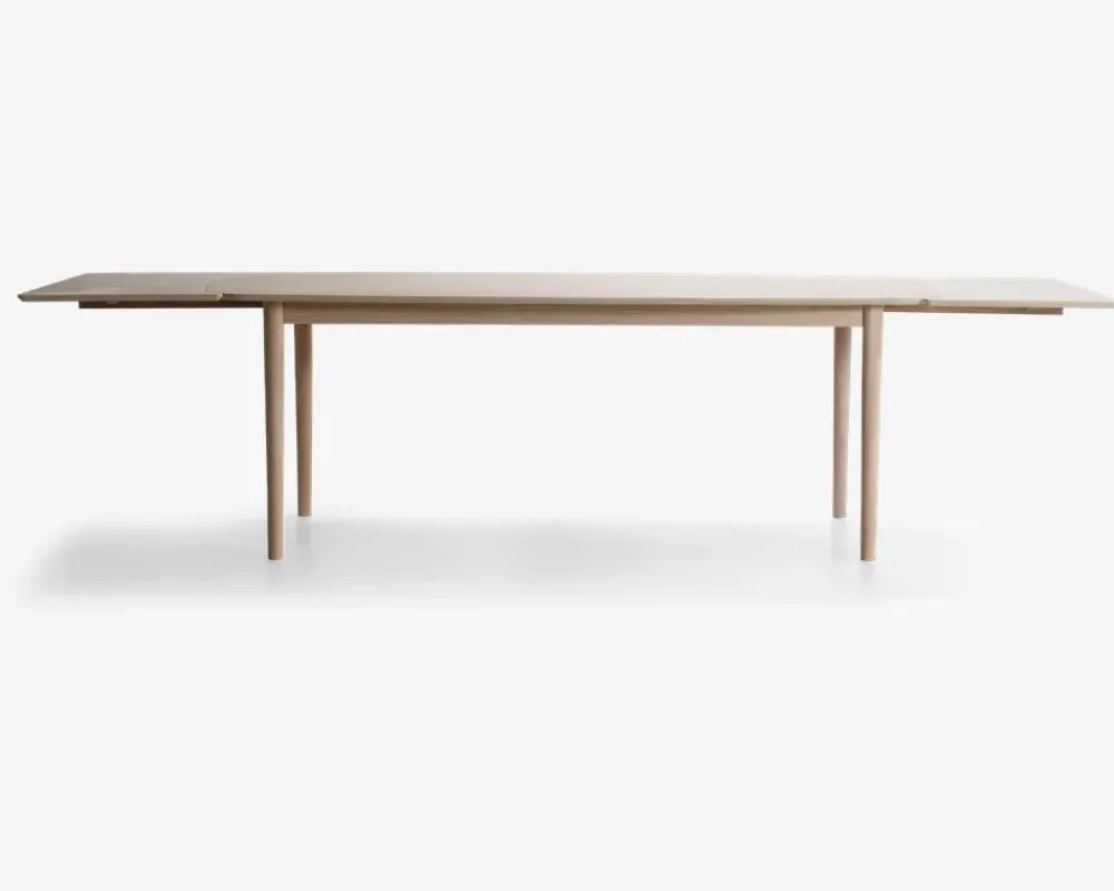 Hot Daells Bolighus Spisebord Aston i fineret hvidolieret eg