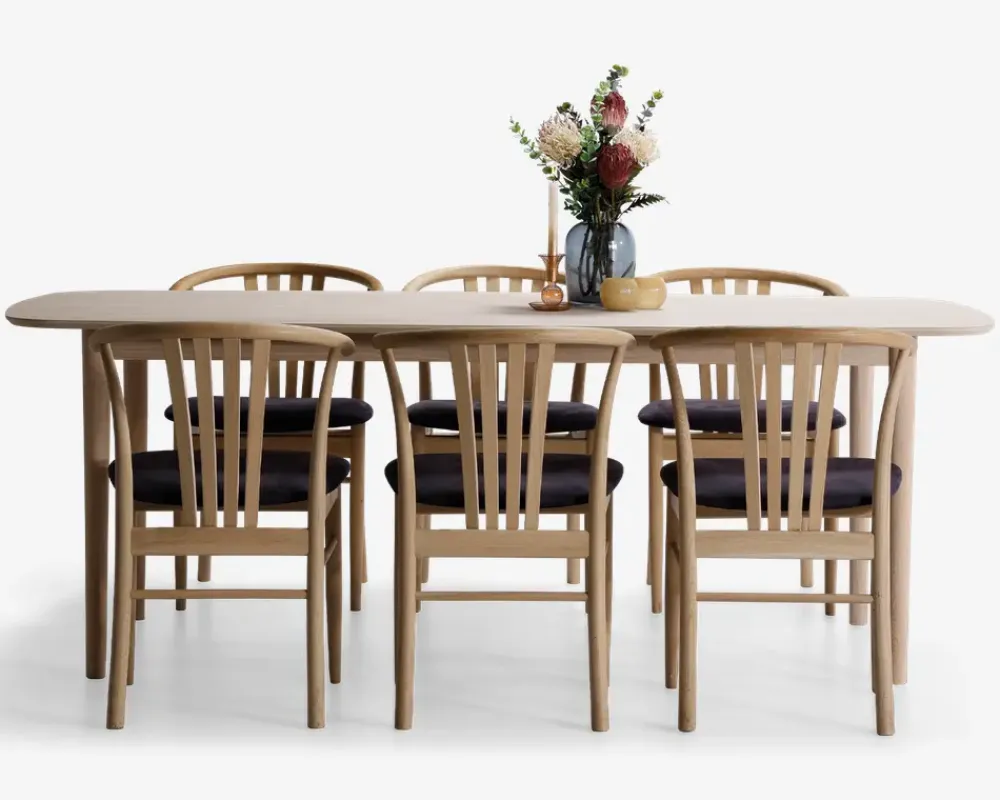 Hot Daells Bolighus Spisebord Aston i fineret hvidolieret eg